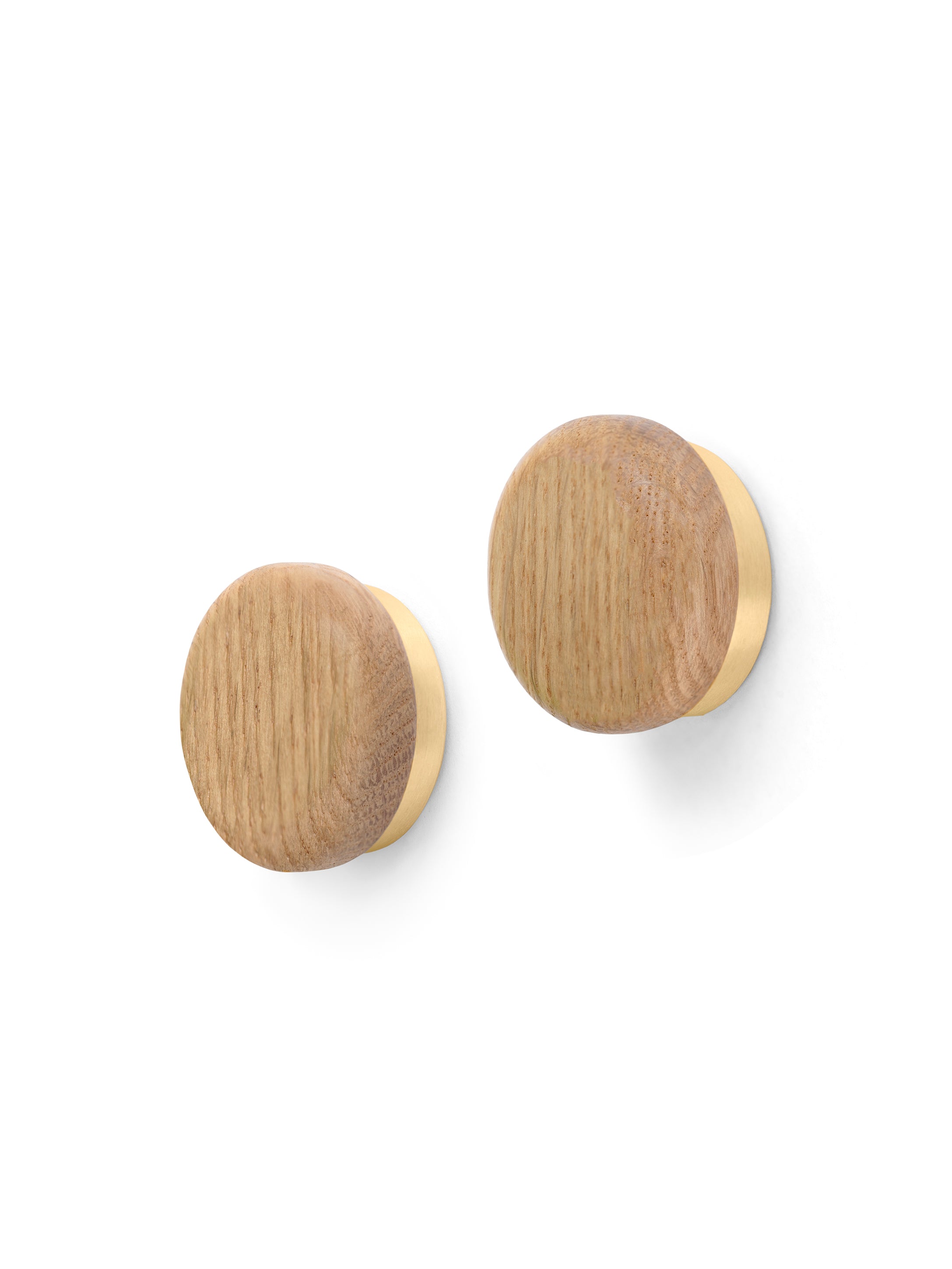ChiCura Living, Art & Frames Magnetic Dots Egetræ (2 stk.) Living / Shelves, Racks & Hooks Oak / Brass