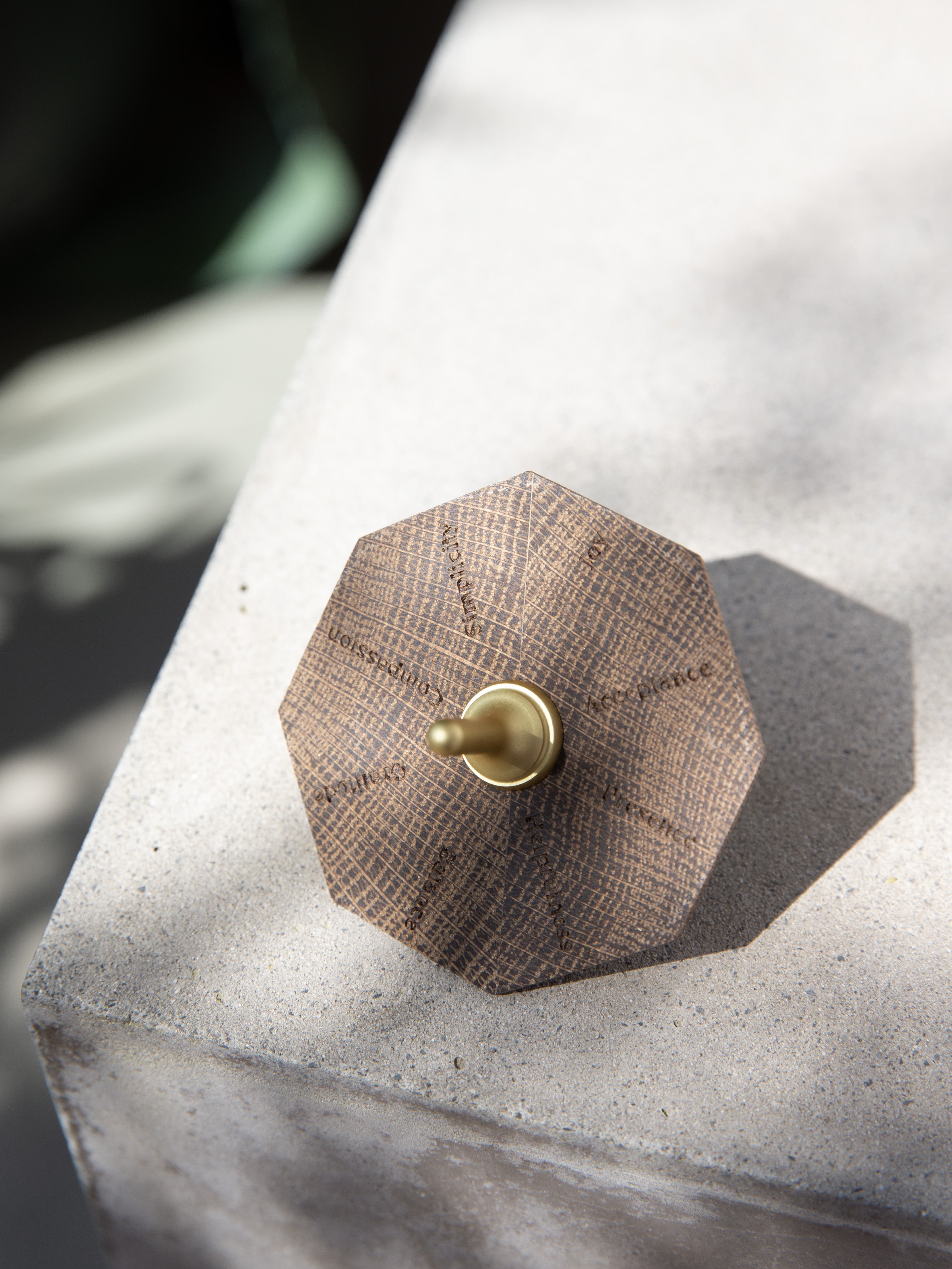 ChiCura Living, Art & Frames Spinning Top - The Joy Optimizer Living / The Mindful Heart Dark Oak / Brass