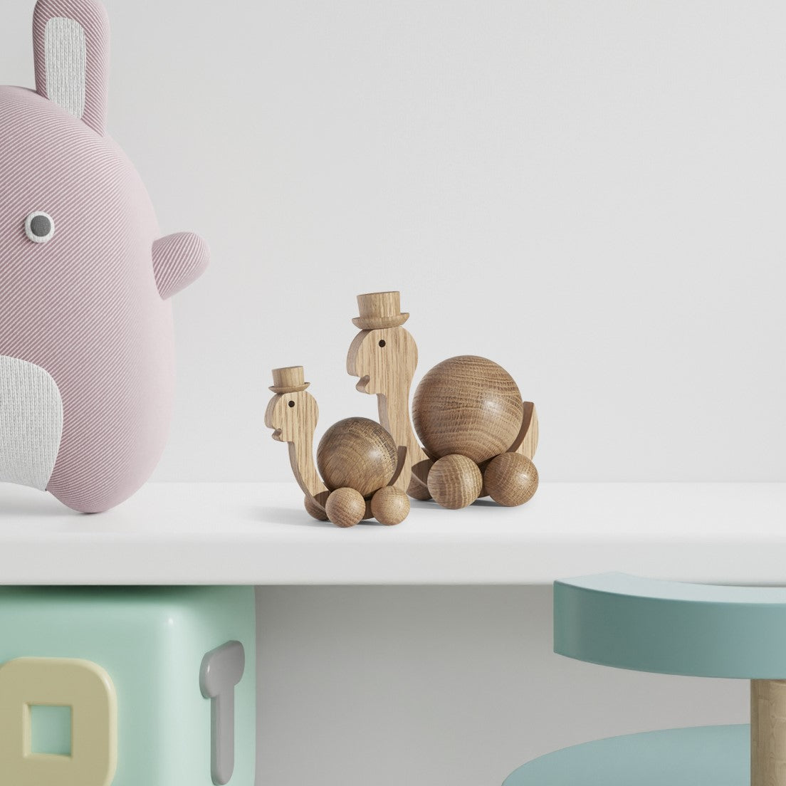 ChiCura Living, Art & Frames Spinning Turtle - Medium Living / Wooden Figures Oak