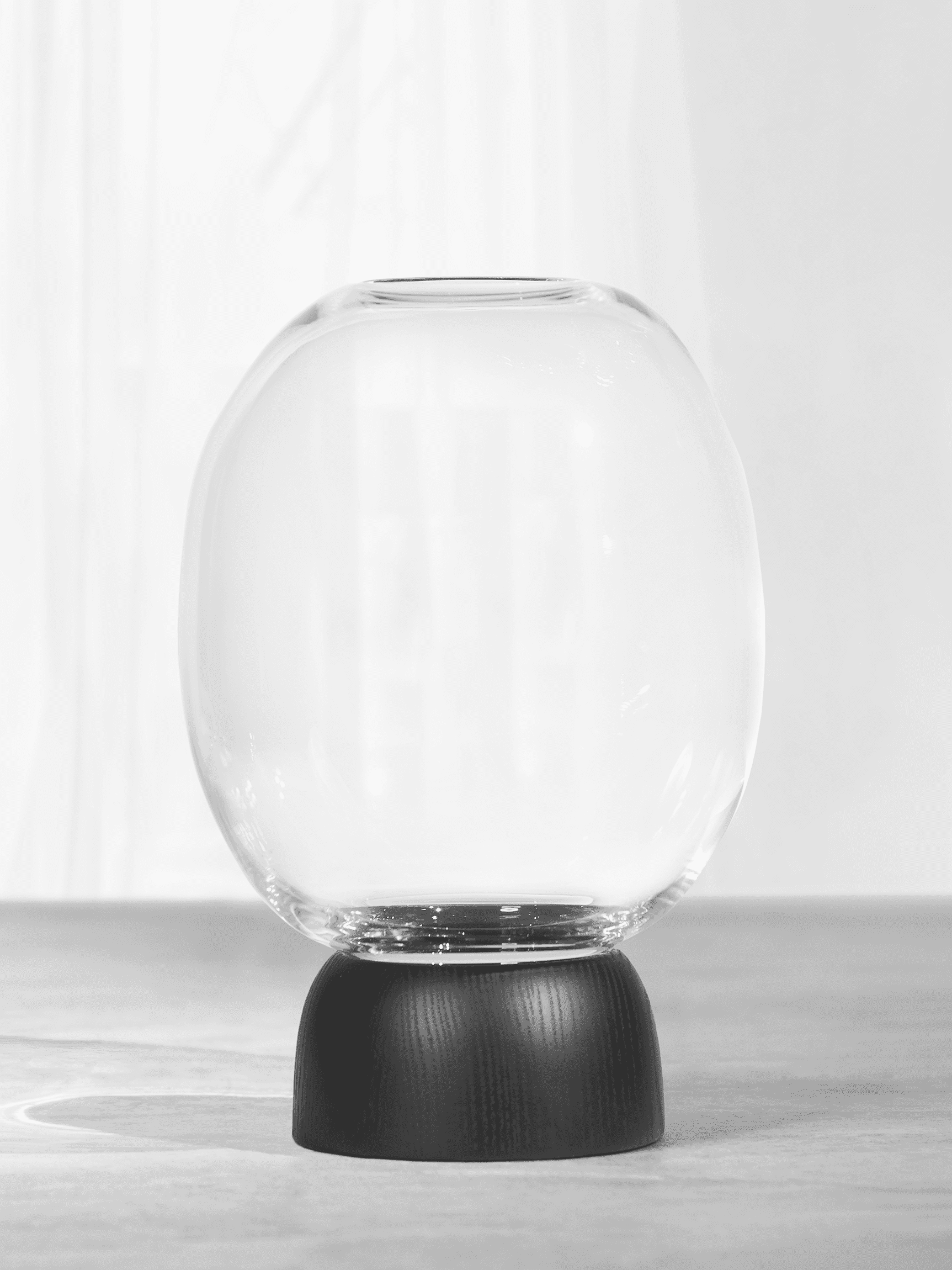 Morchella Vase Black/Clear Glass, h. 27 cm - ChiCura Copenhagen DK -
